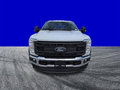 2027 Ford Super Duty F-550 DRW XL