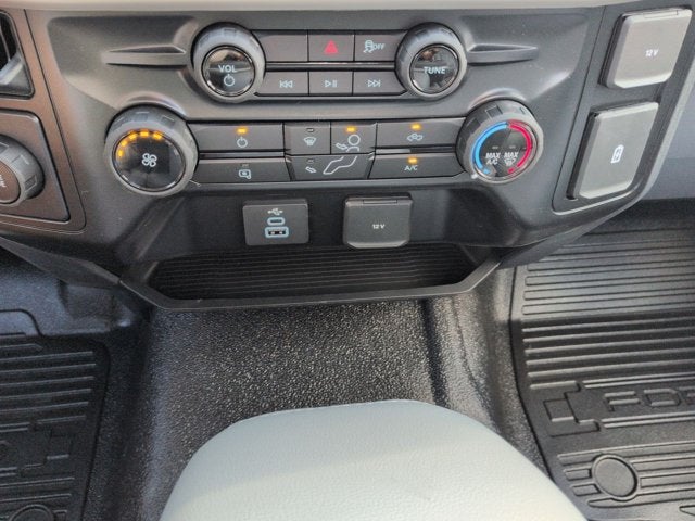 2026 Ford Super Duty F-450 DRW XL