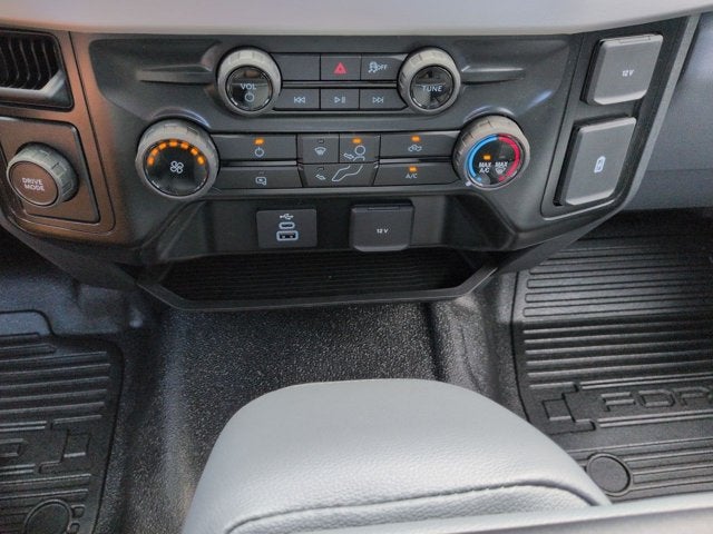 2026 Ford Super Duty F-450 DRW XL