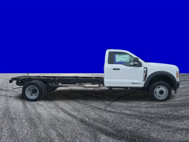 2026 Ford Super Duty F-550 DRW XL