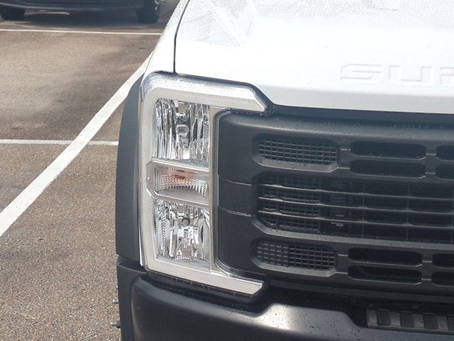 2026 Ford Super Duty F-550 DRW XL