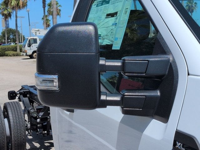 2026 Ford Super Duty F-550 DRW XL