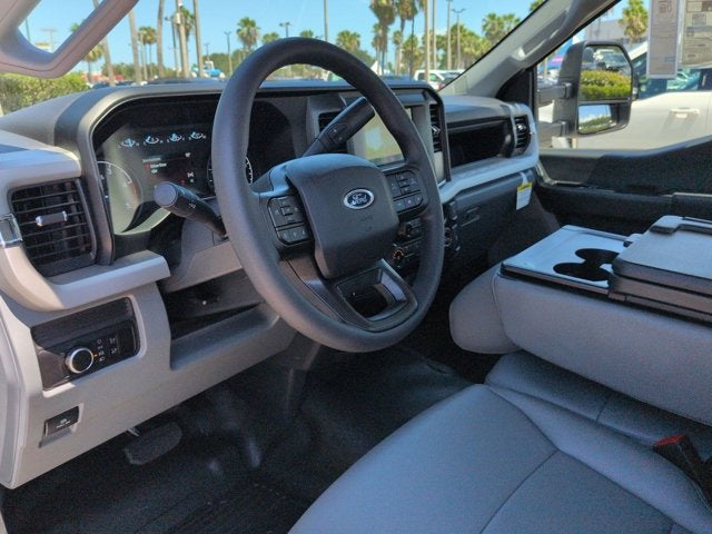 2026 Ford Super Duty F-550 DRW XL