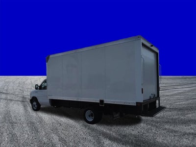 2027 Ford E-Series Cutaway Base