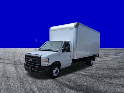 2027 Ford E-Series Cutaway Base
