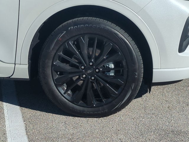 2026 Ford Escape ST-Line Elite