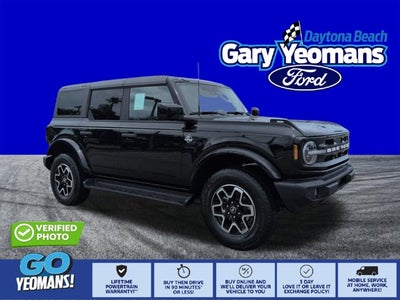 2026 Ford Bronco Outer Banks