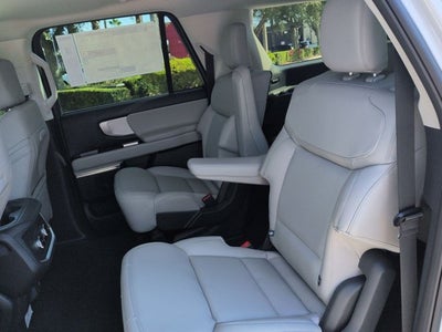 2027 Ford Expedition Max Active