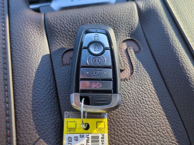 2025 Ford Expedition Max King Ranch