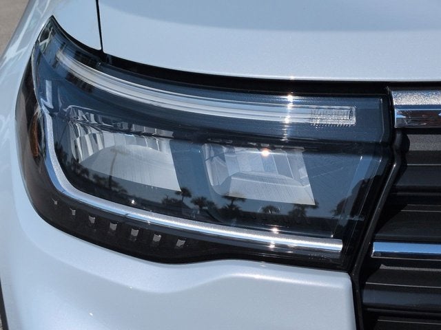 2026 Ford Explorer Active with 200A Pkg