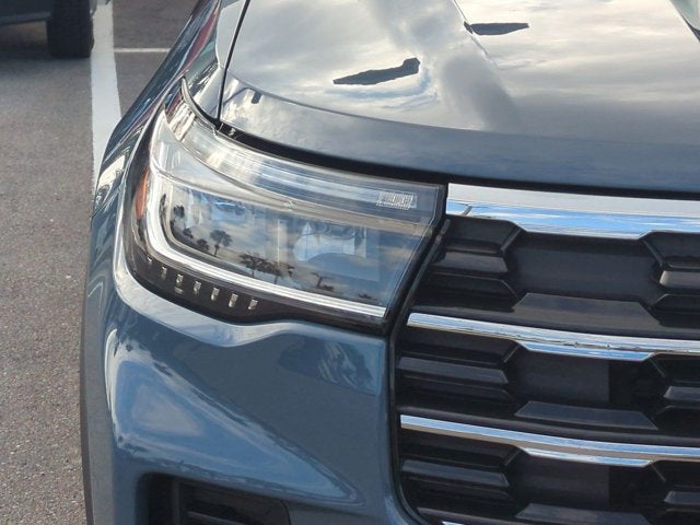 2026 Ford Explorer Active with 200A Pkg