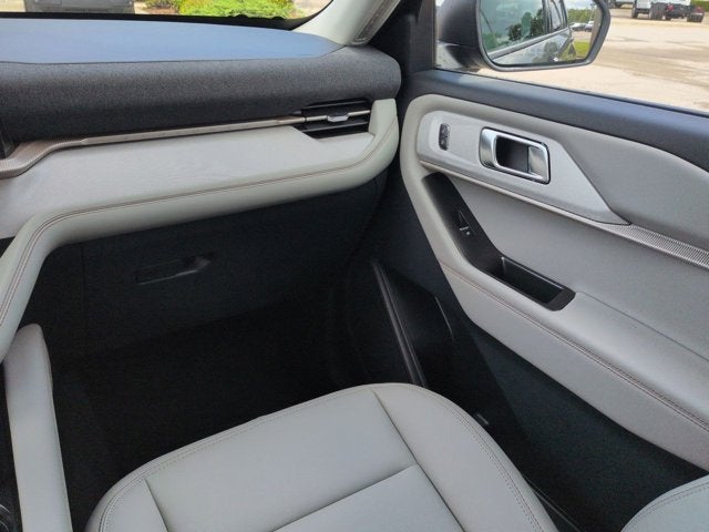2026 Ford Explorer Active with 200A Pkg