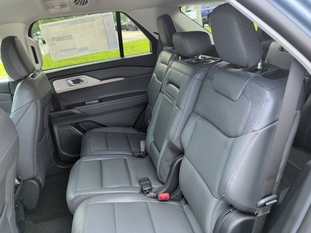 2026 Ford Explorer Active with 200A Pkg