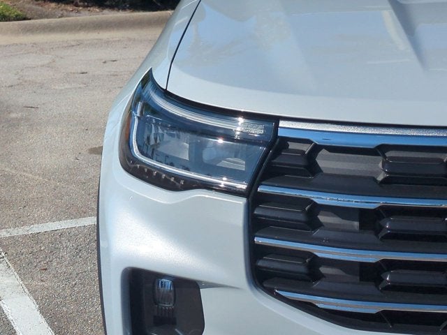 2026 Ford Explorer Active with 200A Pkg