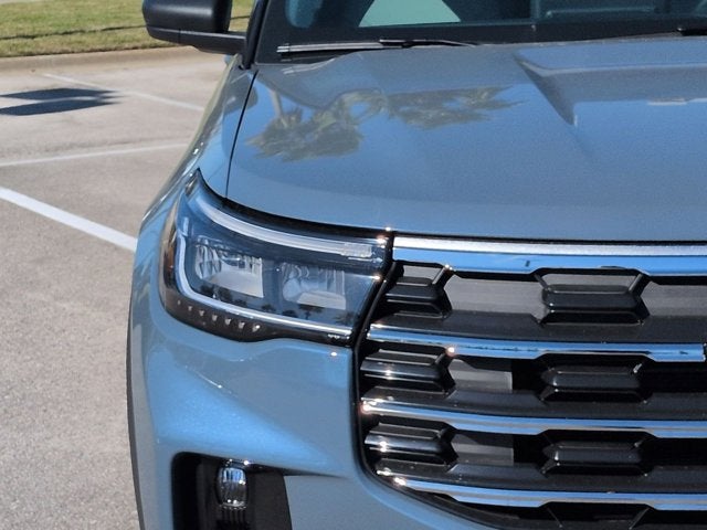 2026 Ford Explorer Active with 200A Pkg