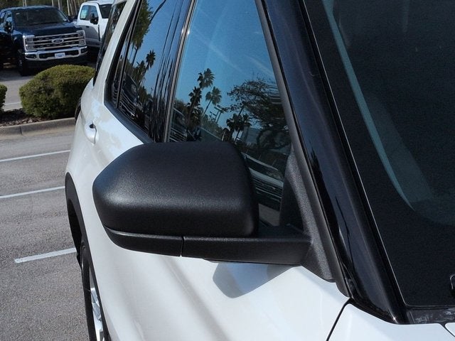 2026 Ford Explorer Active with 200A Pkg