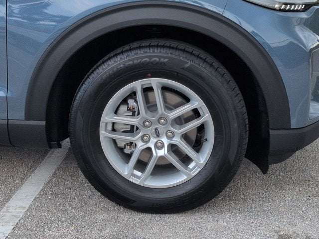 2026 Ford Explorer Active with 200A Pkg