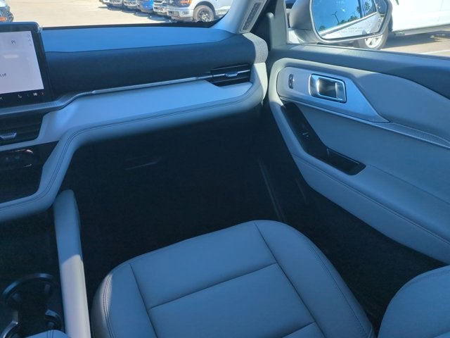 2026 Ford Explorer Active with 200A Pkg