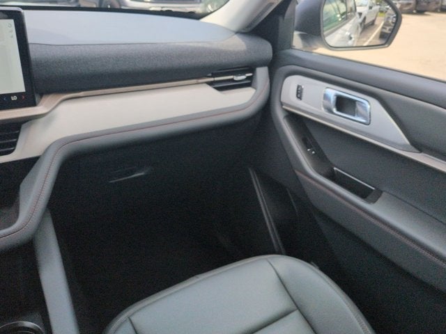 2026 Ford Explorer Active with 200A Pkg