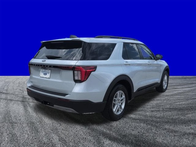 2026 Ford Explorer Active with 200A Pkg