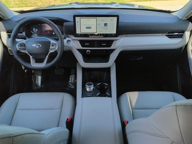 2026 Ford Explorer Active with 200A Pkg