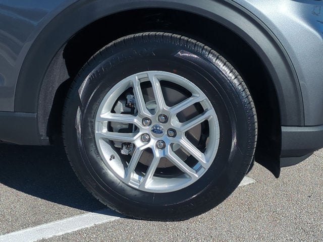 2026 Ford Explorer Active with 200A Pkg