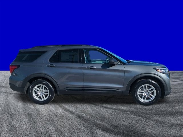 2026 Ford Explorer Active with 200A Pkg