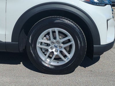 2026 Ford Explorer Active with 200A Pkg