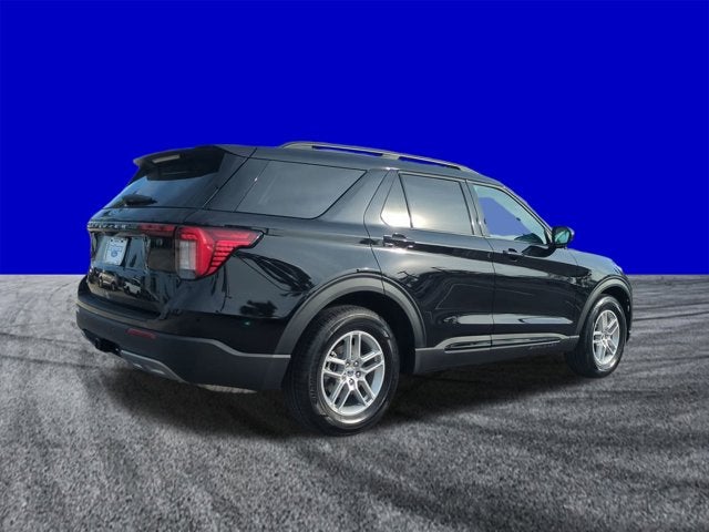 2026 Ford Explorer Active with 200A Pkg