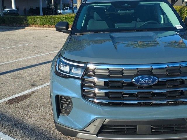 2026 Ford Explorer Active with 200A Pkg