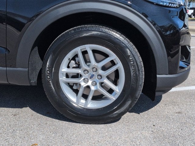 2026 Ford Explorer Active with 200A Pkg