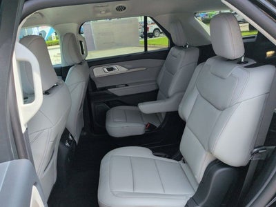 2026 Ford Explorer Active with 200A Pkg