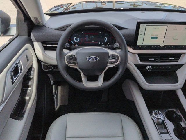 2026 Ford Explorer Active with 200A Pkg