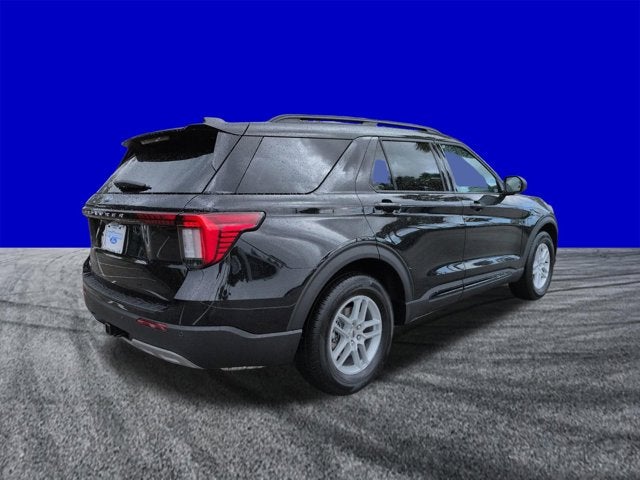 2026 Ford Explorer Active with 200A Pkg