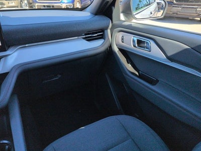 2027 Ford Explorer Base