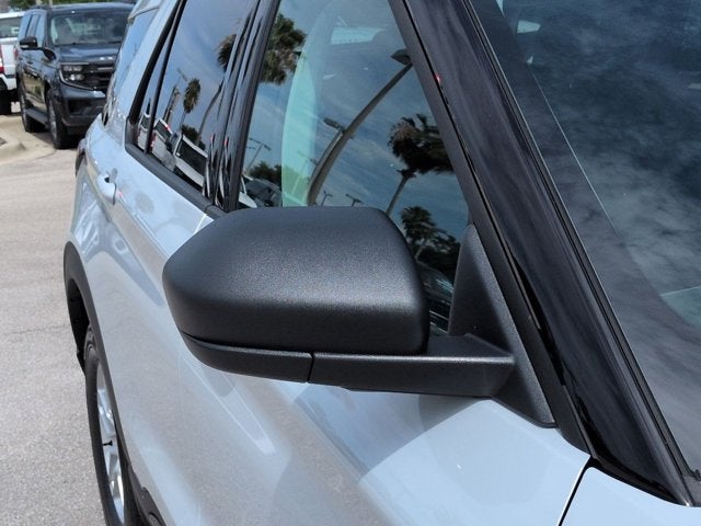 2026 Ford Explorer Active with 200A Pkg