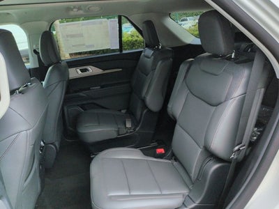 2026 Ford Explorer Active with 200A Pkg