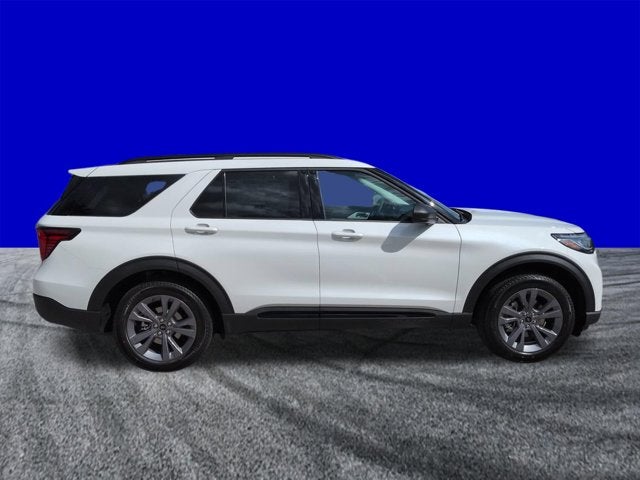 2026 Ford Explorer Active with 200A Pkg