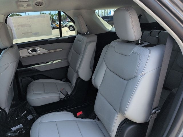 2026 Ford Explorer Active with 200A Pkg