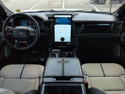 2025 Ford F-150 Lightning Platinum
