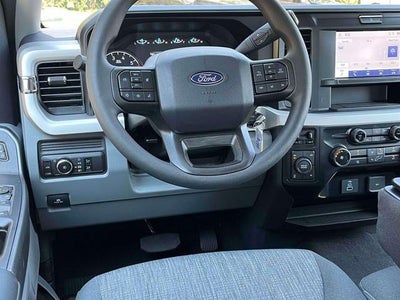 2027 Ford Super Duty F-250 SRW Base