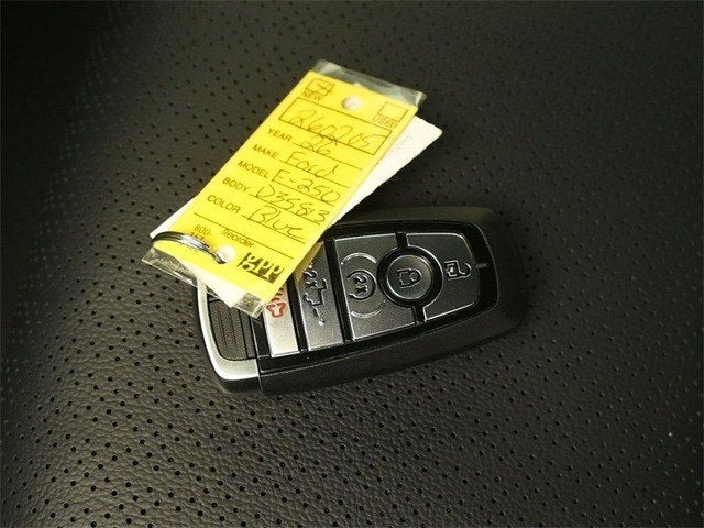 2026 Ford Super Duty F-250 SRW Base