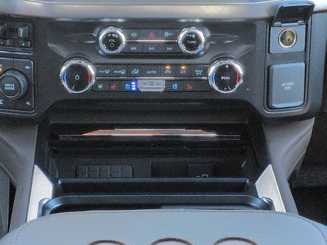 2026 Ford Super Duty F-250 SRW F-250® King Ranch®