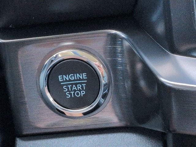 2027 Ford Super Duty F-250 SRW F-250® Lariat®