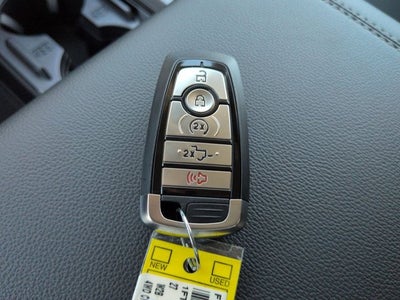 2027 Ford Super Duty F-250 SRW F-250® Lariat®