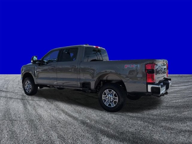 2027 Ford Super Duty F-250 SRW F-250® Lariat®