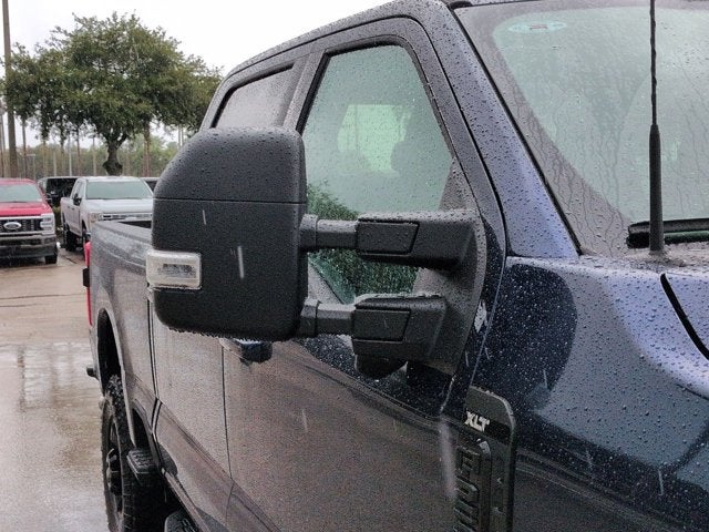 2027 Ford Super Duty F-250 SRW XLT