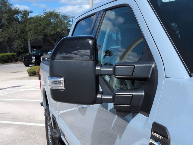 2027 Ford Super Duty F-250 SRW F-250® Lariat®