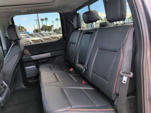 2027 Ford Super Duty F-250 SRW LARIAT