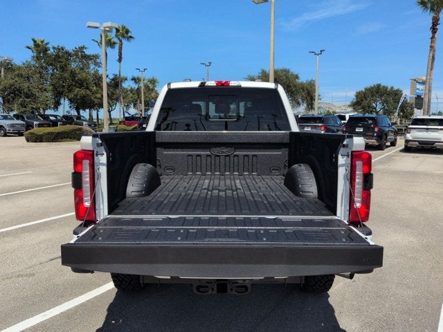 2027 Ford Super Duty F-250 SRW LARIAT